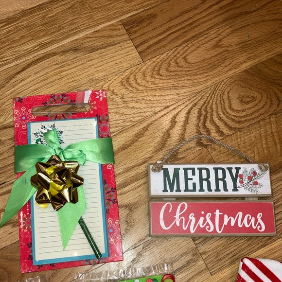 Christmas Bundle - 14 Pieces - (12 NEW and 2 Gently Used) - Picture 2 of 7